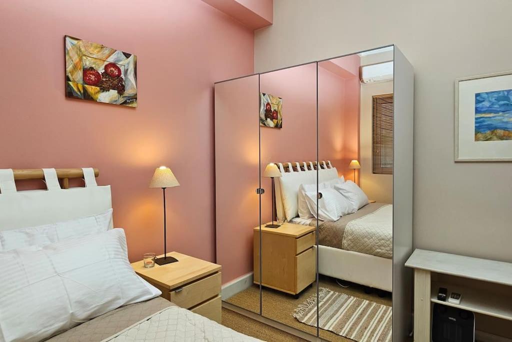 Artistico Two-Bedroom Apartment In Kolonaki Atene Esterno foto