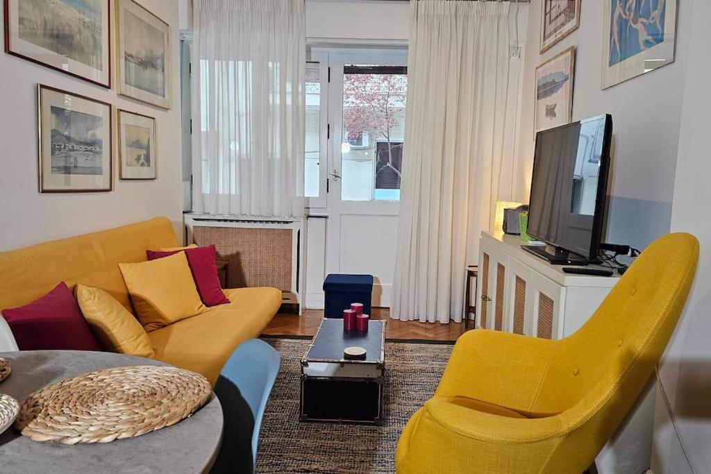 Artistico Two-Bedroom Apartment In Kolonaki Atene Esterno foto